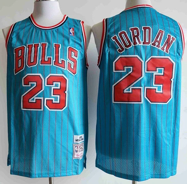 Men's Chicago Bulls #23 Michael Mitchell & Ness 1995-96 Hardwood Classics Reload Swingman Throwback Stitched Basketball Jersey